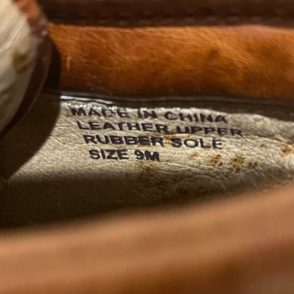 Gently worn Michael Kors lace up heeled boots size 9M upper leather - Picture 3 of 16